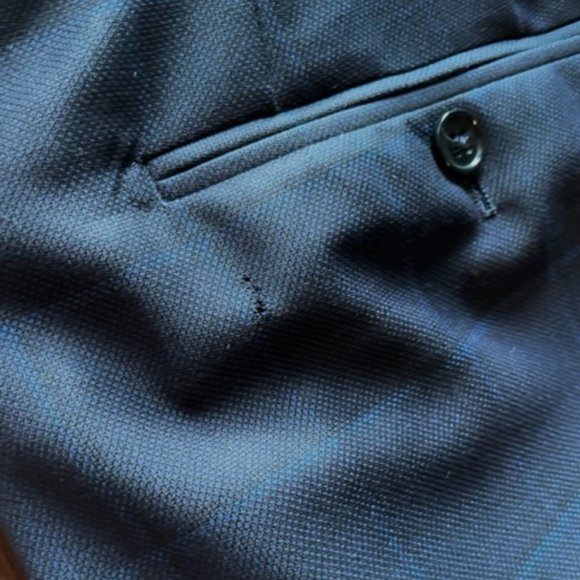 Authentic Emporio Armani - G-Line Windowpane Men's Suit - 38R - Blue - Picture 7 of 7